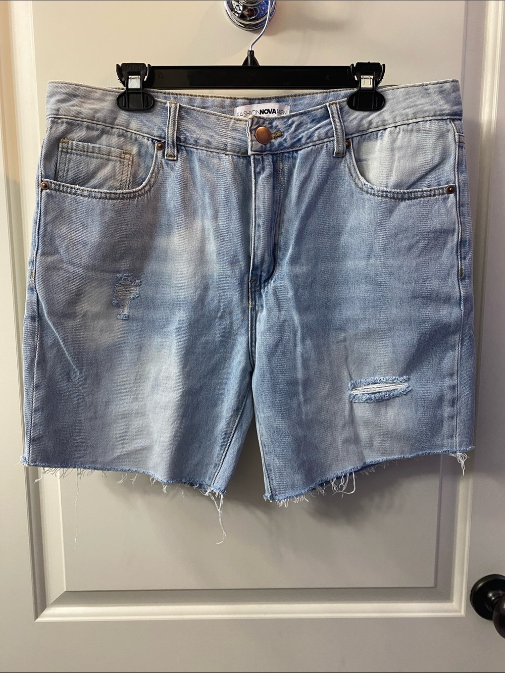 Fashion Nova Light Wash Distressed Men’s Denim Shorts